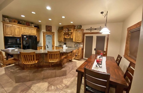Felt Casa | Clean country living with modern amenities