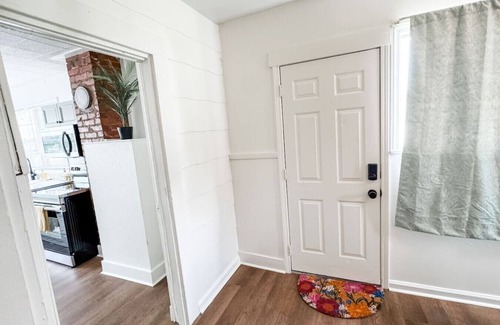 Rossville Casa | Clean & Cozy! 2BR, Pets welcome!