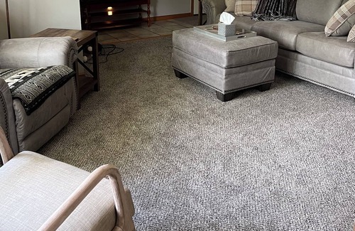 Lake City Casa | Clean, cozy home – walking distance to town and beaches!