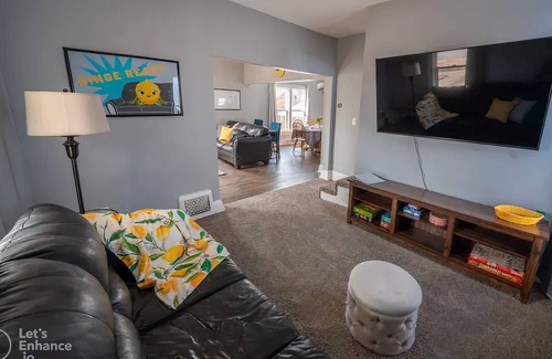 Downtown Casa | Clean & CUTE home on the edge of downtown Sioux falls!