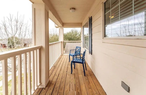 Buda Casa | Clean, modern and blissful. Game room! Sleeps 14!
