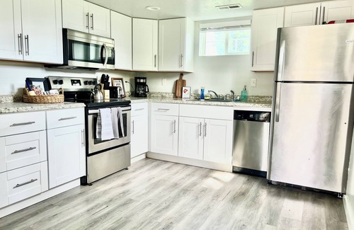 Payson Apartamento | Clean Modern Apartment-75” SMART TV & Xbox