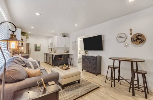 Downtown Salt Lake City Apartamento | ⭐️⭐️⭐️⭐️⭐️ Netflix, 3 minutos a DT, transitable / en bicicleta