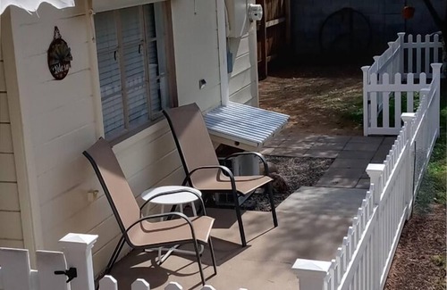 Camelback East Casa | Clean, Private Guestroom and Bath - Near Biltmore