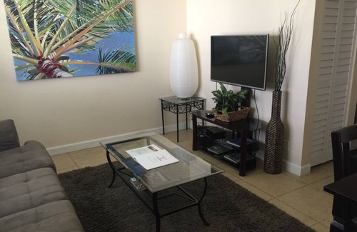 Croissant Park Apartamento | Limpio, tranquilo, ubicado cerca del aeropuerto y del centro de la ciudad