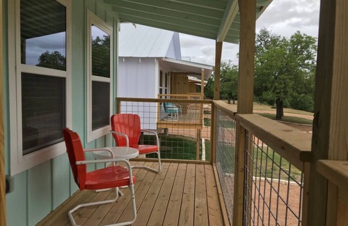 Kerrville Cabina | Clean River View Double Queen Beds Cabin #22