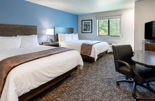 Marion Hotel | Clean Room w/ Kitchenette + Recliner for Extended Comfort Near Historic Marion