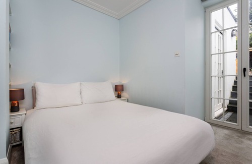 Larkhall Casa | Clean Slate, by Veeve