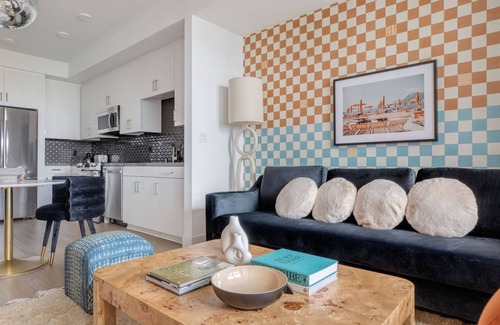 University Heights Apartamento | Clean University Heights 1BR w/ Courtyard, nr Restaurants, by Blueground