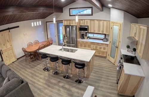 Onanole Casa | Clear Lake Family Getaway