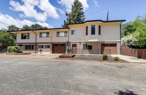 Clear Lake Apartamento | Clear Lake Getaway w/ Pool Access, Near Beaches!