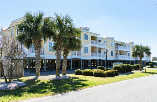 Yaupon Beach Casa | Clearly Hooked