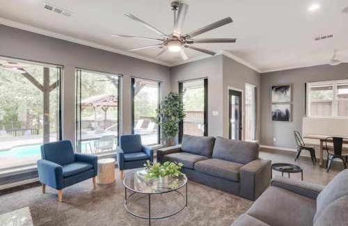 Lewisville Casa | Clearview Castle - Pool* Jacuzzi Lake View