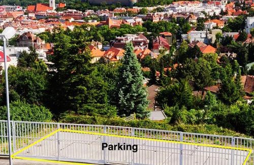 Old Town Apartamento | ClearVueHome Apartments Bratislava Slavin