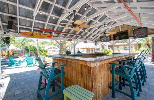 Bay Esplanade Casa | Clearwater Beach Oasis Retreat - Entire Resort