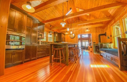 Annandale Casa | Clearwater Cabin Rental Snowemobile Rentals, Boat Rentals, and Jet Skis