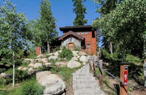 Tamarack Resort Casa | Clearwater Cottage 87 at Tamarack Resort by Casago McCall - Donerightmanagement