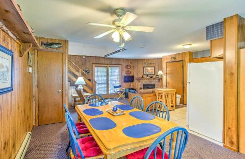 Annandale Casa | Clearwater Lake Getaway with Shared Pool and Boat Dock