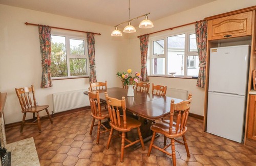 Miltown Malbay Casa | CLEARY COTTAGE, pet friendly in Miltown Malbay, County Clare