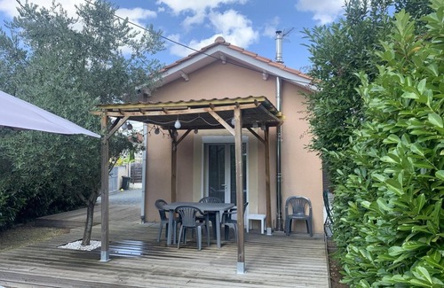 Ambares-et-Lagrave Casa | Cleau - Ambares Lagrave