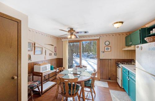 Eagle River Apartamento | Cleerwood Village #264