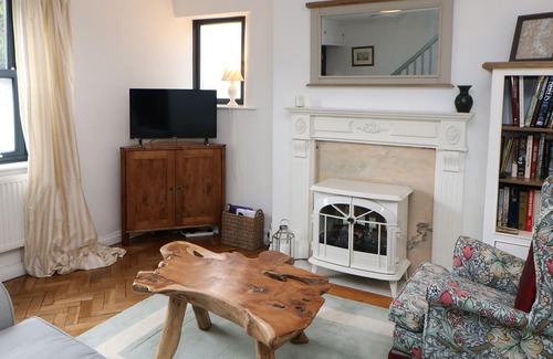 Staindrop Cabaña | CLEMENTINE COTTAGE, romantic, with a garden in Staindrop