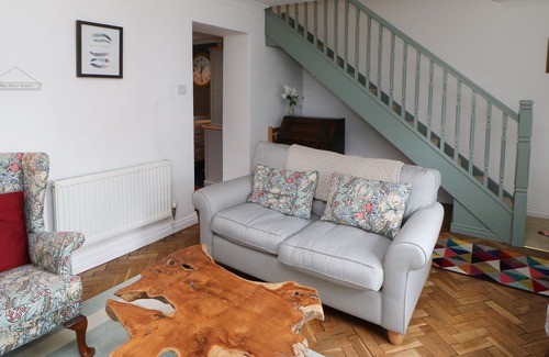 Staindrop Cabaña | CLEMENTINE COTTAGE, romantic, with a garden in Staindrop