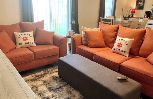 Pendleton Casa | Clemson Family Retreat: Quaint 3-bedroom house near Pendleton and Clemson area