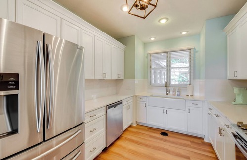 Salem Condominio | Clemson Game Retreat: Lakefront Keowee Key Condo
