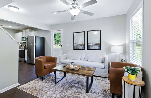 Clemson Casa | Clemson Weekend Rental- very close to campus, 4 Bedroom 3 Bathroom