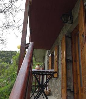 Trikolonoi Casa | Cleopatrahouse