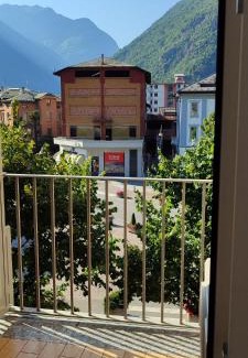 Tirano Apartamento | Clessidra1 monolocale a 300m Bernina Express