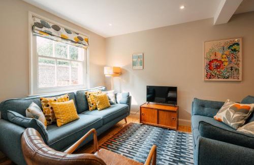 Lewes Casa | Cleve Cottage by inspirestays-com