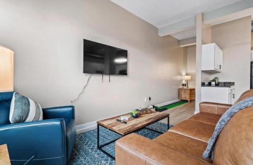 Downtown Cleveland Apartamento | Cleveland Vibes - Modern 2 BDR Apartment Downtown