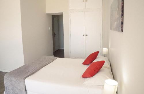 Copacabana Hotel | CLH Suites Domingos Ferreira