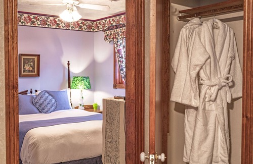 Eureka Springs Historic District Cama Y Desayuno | Cliff Cottage Inn - Victorian B&B and Boutique Hotel