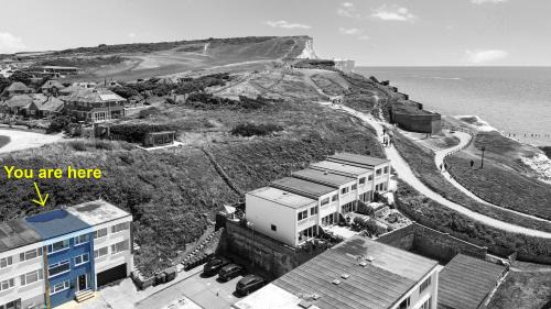 Seaford Casa | Cliff Rise