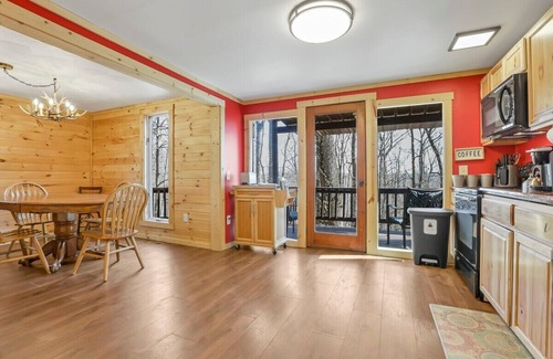 Rockbridge Cabina | Cliff's Edge (Hocking Hills Area)