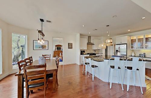 Paleface Lake Country Estates Casa | Cliff side Oasis