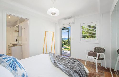 North Curl Curl Apartamento | Cliff Top Hideaway - Ocean Views