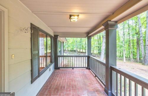 Loganville Casa | Clifford Guest House