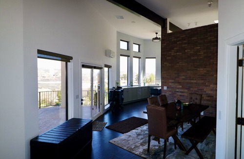 Clarkdale Casa | Cliffside Castle - Hillside house with stunning views