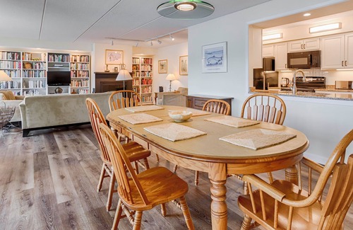 Canandaigua Condominio | Cliffside Sunrise: "Gorgeous Canandaigua Lake Views!"