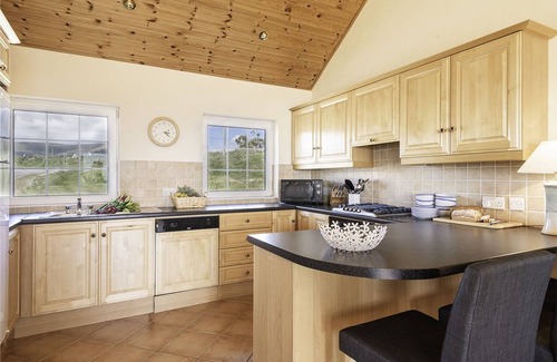 Dingle Casa | Casa Clifftop - Mares resplandecientes en el borde del mundo!