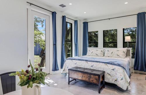 Rockport Casa | Clifton Cottage 6031RPE