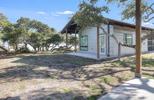Rockport Casa | Clifton Cottage 6031RPE