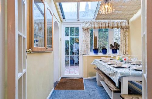 Montpelier Casa | Clifton Cottage - by Brighton Holiday Lets