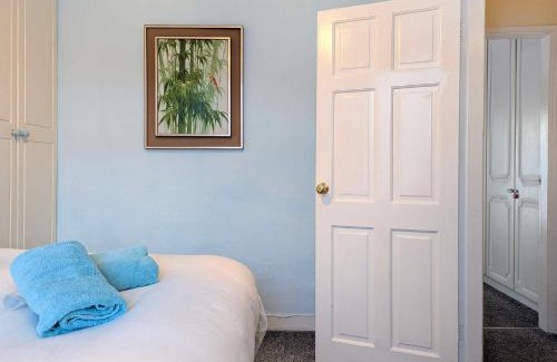 Montpelier Casa | Clifton Cottage - by Brighton Holiday Lets