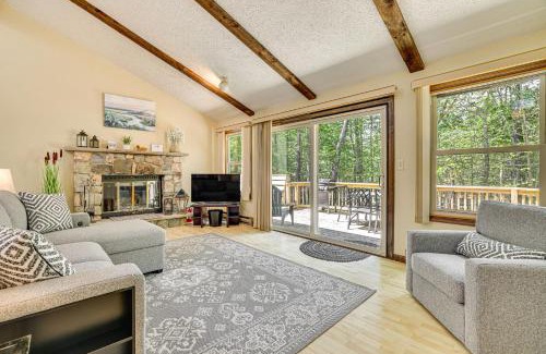Gouldsboro Casa | Clifton Township Home with Deck and Heated Sunroom!
