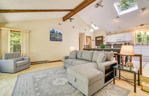 Gouldsboro Casa | Clifton Township Home with Deck and Heated Sunroom!